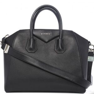 GIVENCHY Sugar Goatskin Medium Antigona Black